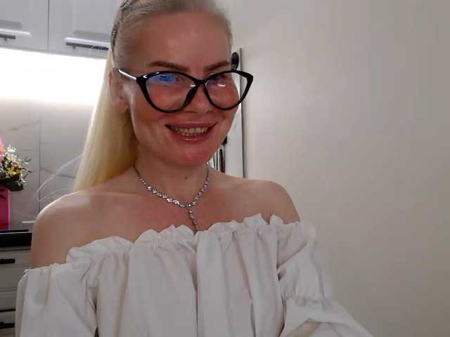 miss-1m live cam on BongaCams