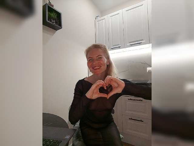 miss-1m live cam on BongaCams