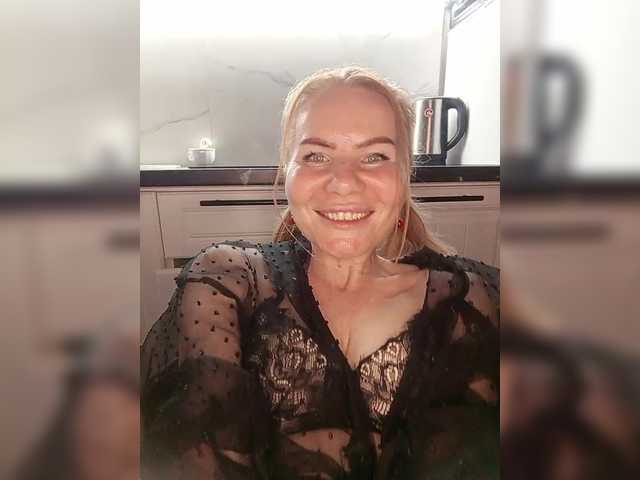 miss-1m live cam on BongaCams