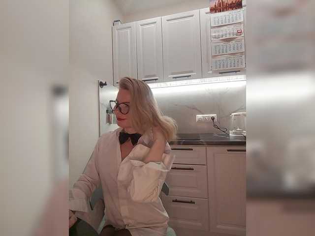 miss-1m live cam on BongaCams