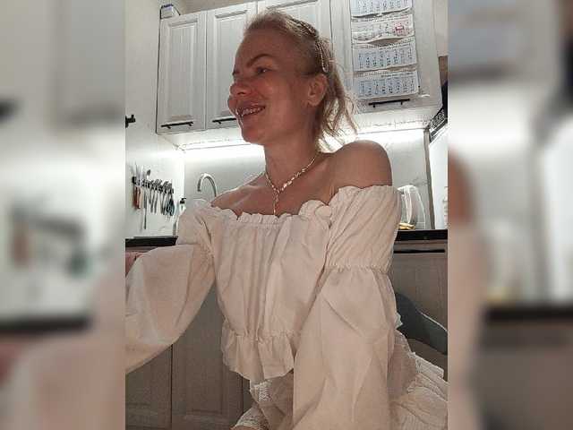WomenS live cam preview