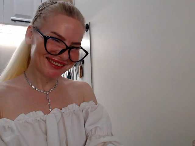 miss-1m live cam on BongaCams