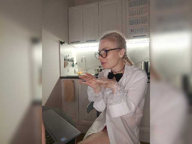 Profile and Statistics for miss-1m on BongaCams