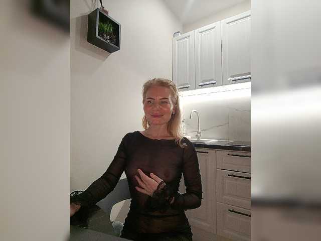 miss-1m live cam on BongaCams