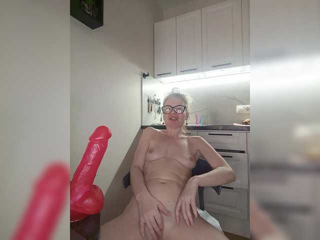  miss-1m chat room