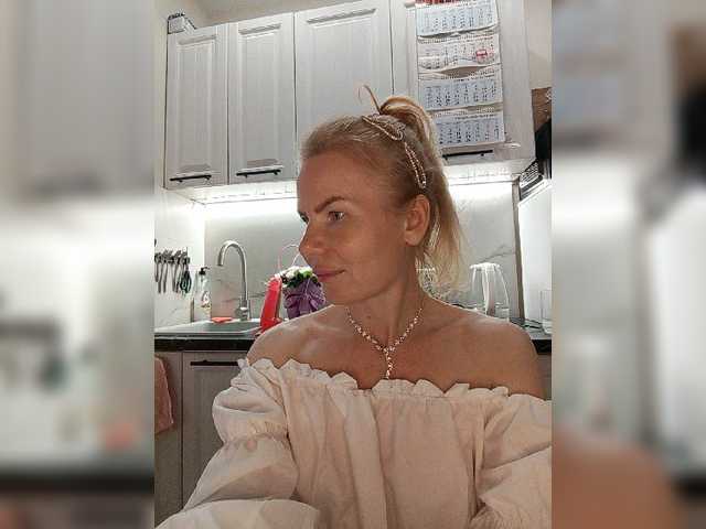 miss-1m live cam on BongaCams