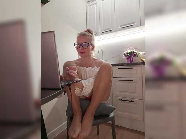 miss-1m live cam preview