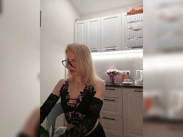 miss-1m live cam on BongaCams