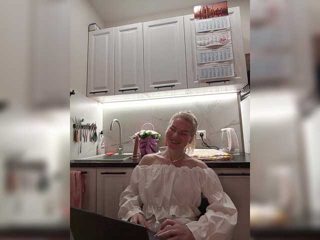 miss-1m live cam on BongaCams