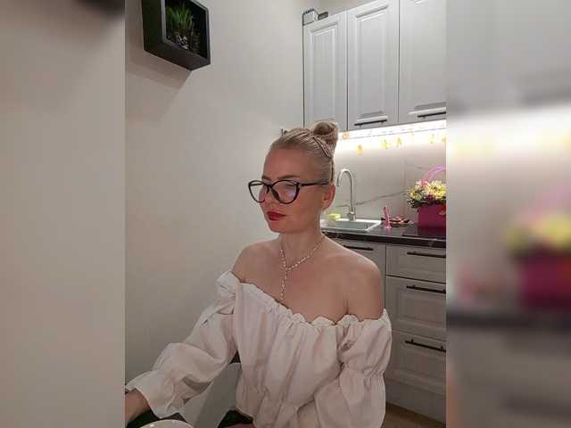 miss-1m live cam on BongaCams