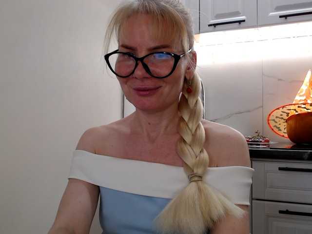miss-1m live cam on BongaCams