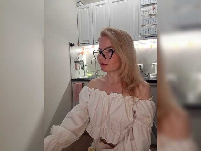 miss-1m live cam on BongaCams