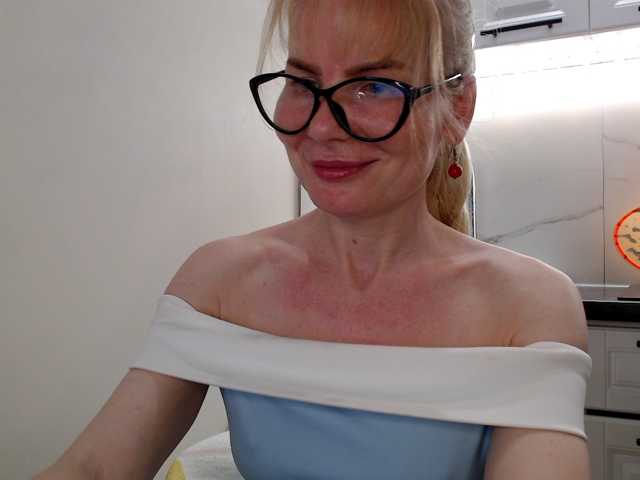 miss-1m live cam on BongaCams