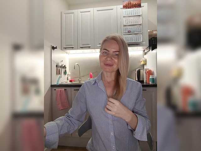 miss-1m's BongaCams show and profile