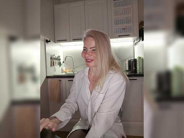 miss-1m live cam on BongaCams