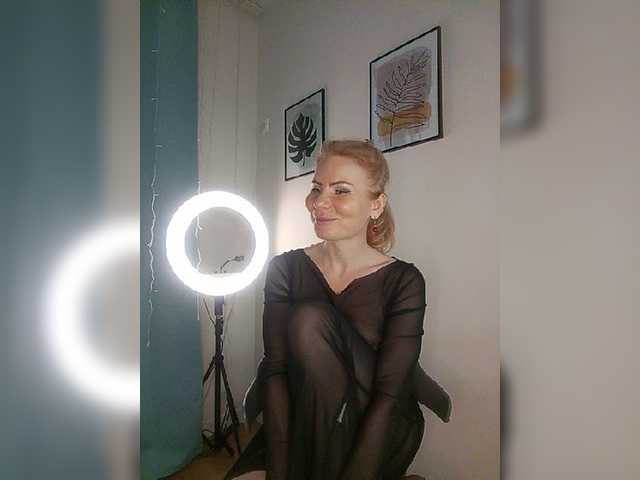 miss-1m live cam on BongaCams