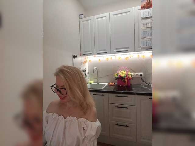 miss-1m live cam on BongaCams