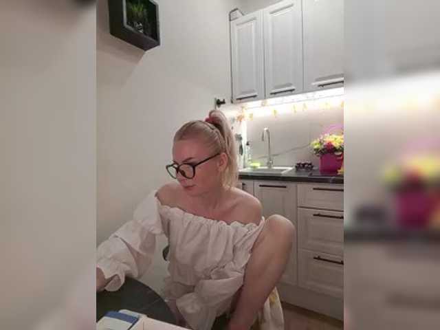 miss-1m live cam on BongaCams