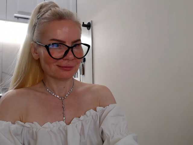 miss-1m live cam on BongaCams