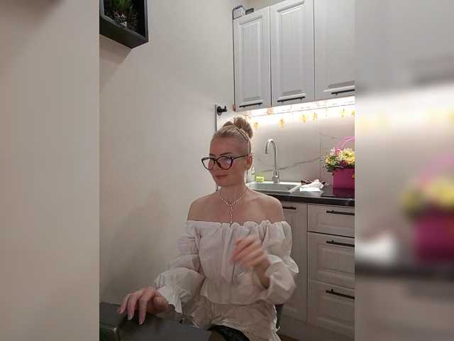 miss-1m live cam on BongaCams