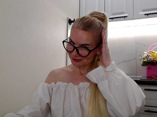 miss-1m live cam on BongaCams