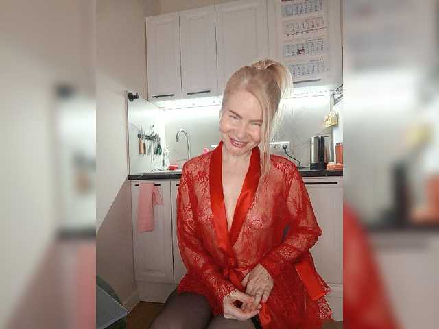 miss-1m's BongaCams show and profile