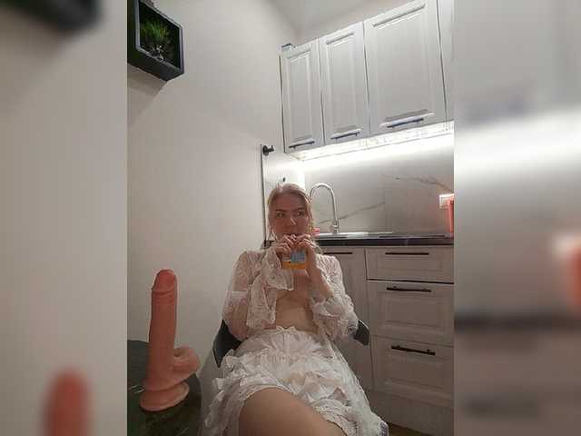 miss-1m live webcam show