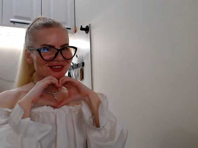 miss-1m live cam on BongaCams