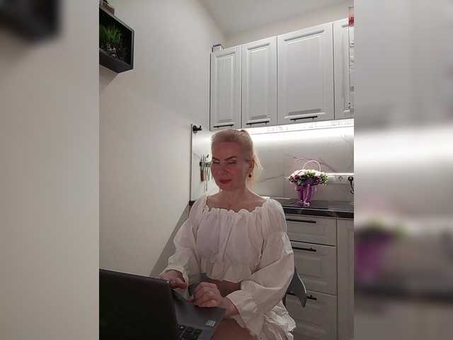 miss-1m live cam on BongaCams