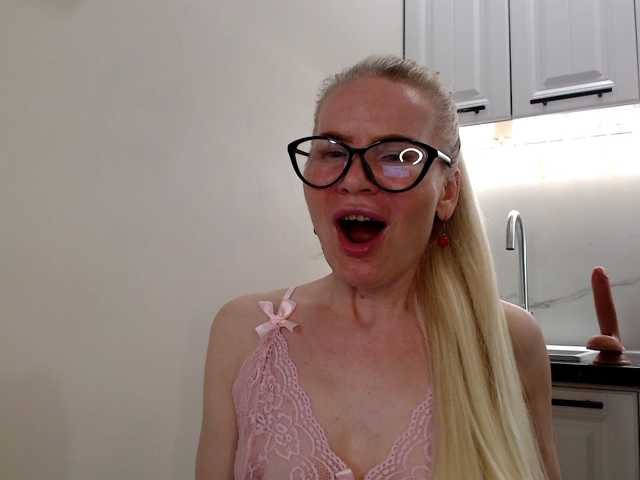 miss-1m live cam on BongaCams