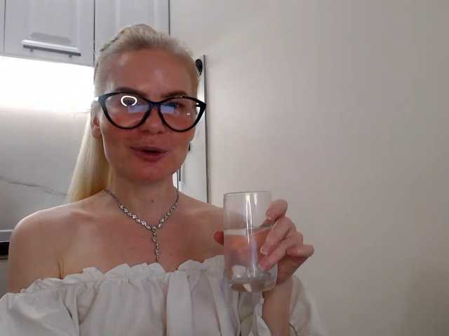 miss-1m live cam on BongaCams