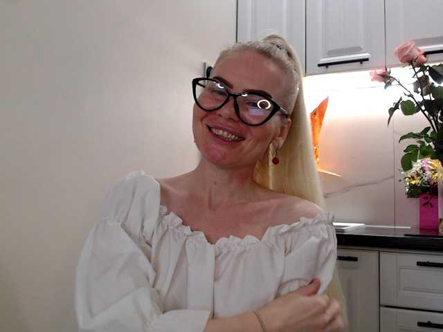 miss-1m live cam on BongaCams