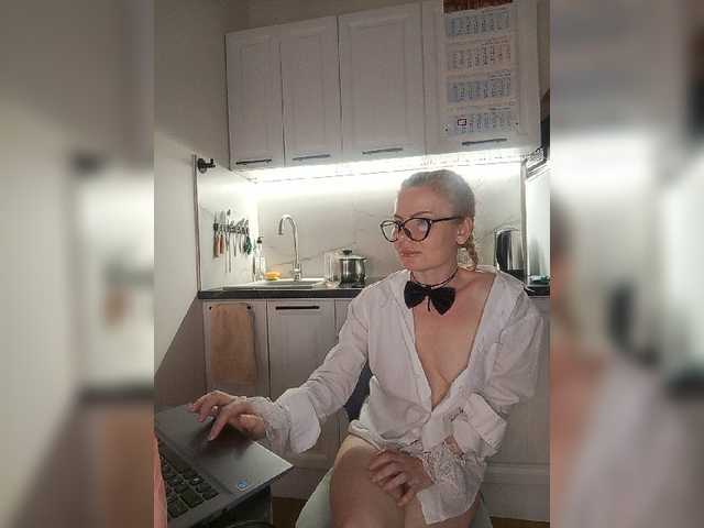 miss-1m live cam on BongaCams