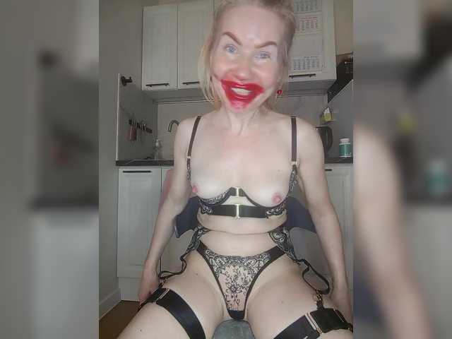  miss-1m chat room