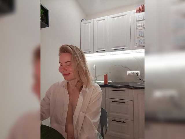 miss-1m live cam on BongaCams