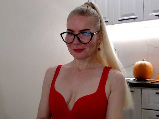 miss-1m live cam on BongaCams