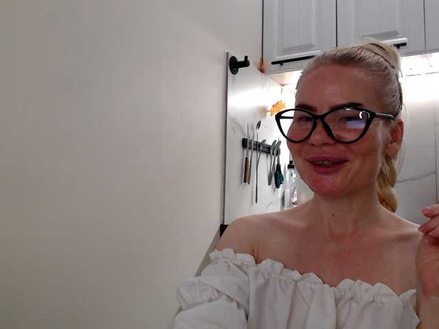 WomenS webcam