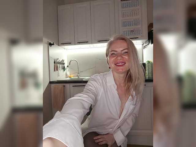 miss-1m live cam on BongaCams