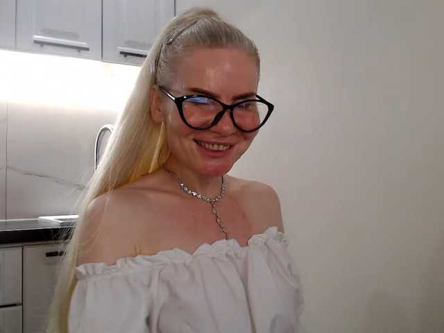 miss-1m live cam on BongaCams