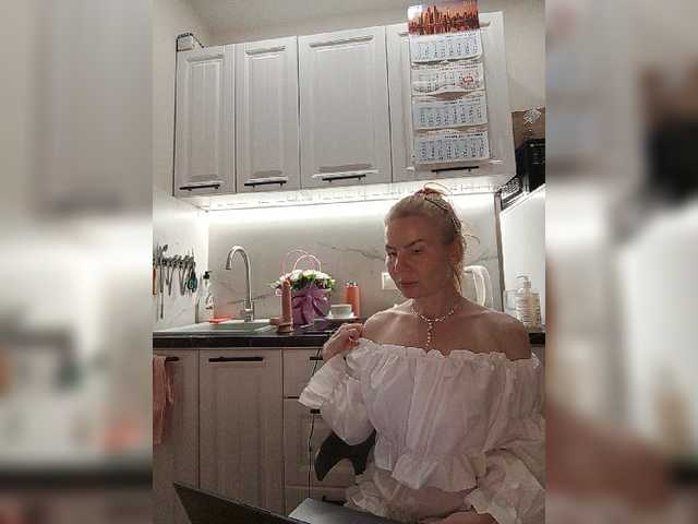 WomenS live cam preview
