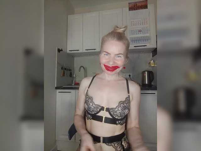  miss-1m chat room