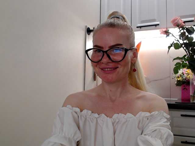 miss-1m live cam on BongaCams