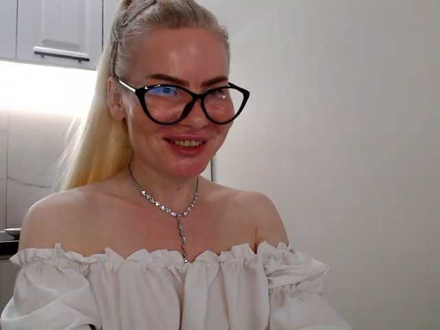 miss-1m live cam on BongaCams
