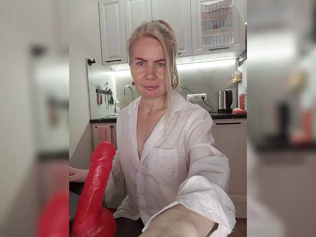 miss-1m's BongaCams show and profile