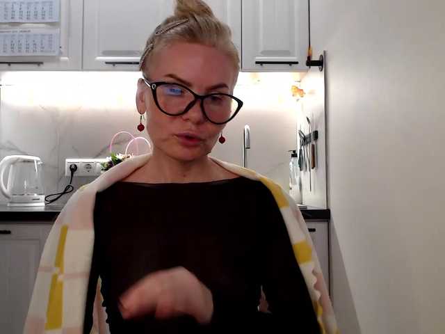 WomenS — live female cam