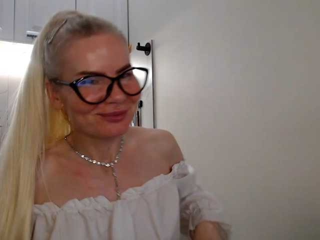 miss-1m live cam on BongaCams