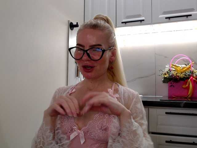 miss-1m live cam on BongaCams