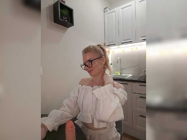 miss-1m live cam on BongaCams