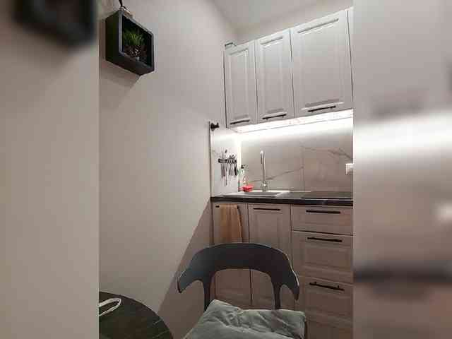 womens's live room