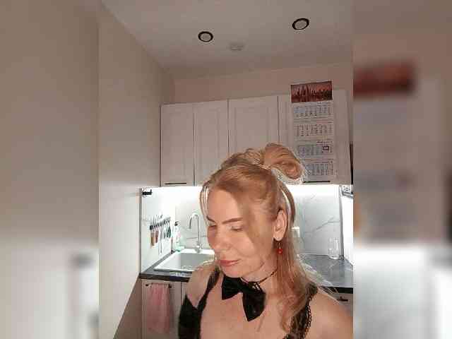 WomenS webcam